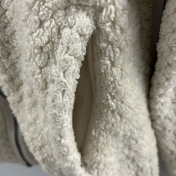 Columbia Women's Fire Side Ii Sherpa Full Zip, Size Small - Picture 6 of 16